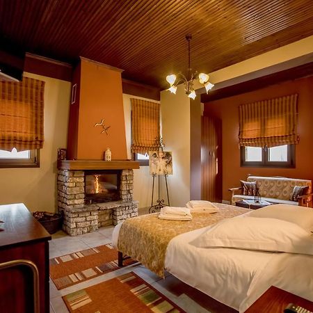 Kynthia Guesthouse 니오코리언 외부 사진